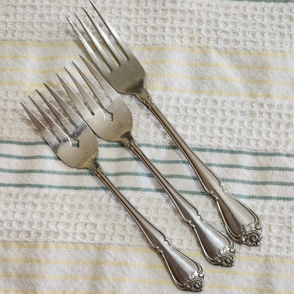 3 Oneida Arbor Rose True Rose Salad & Dinner Fork set USA stainless flatware - Picture 1 of 12